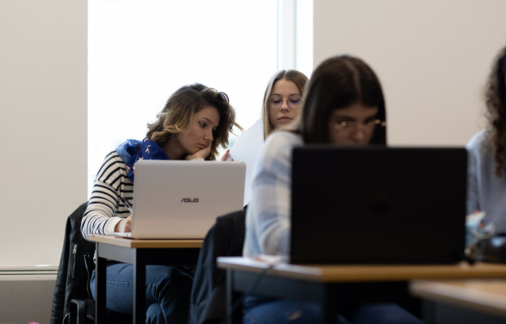 Bachelor Chargé de Com Plurimédia en Alternance à La Roche sur Yon